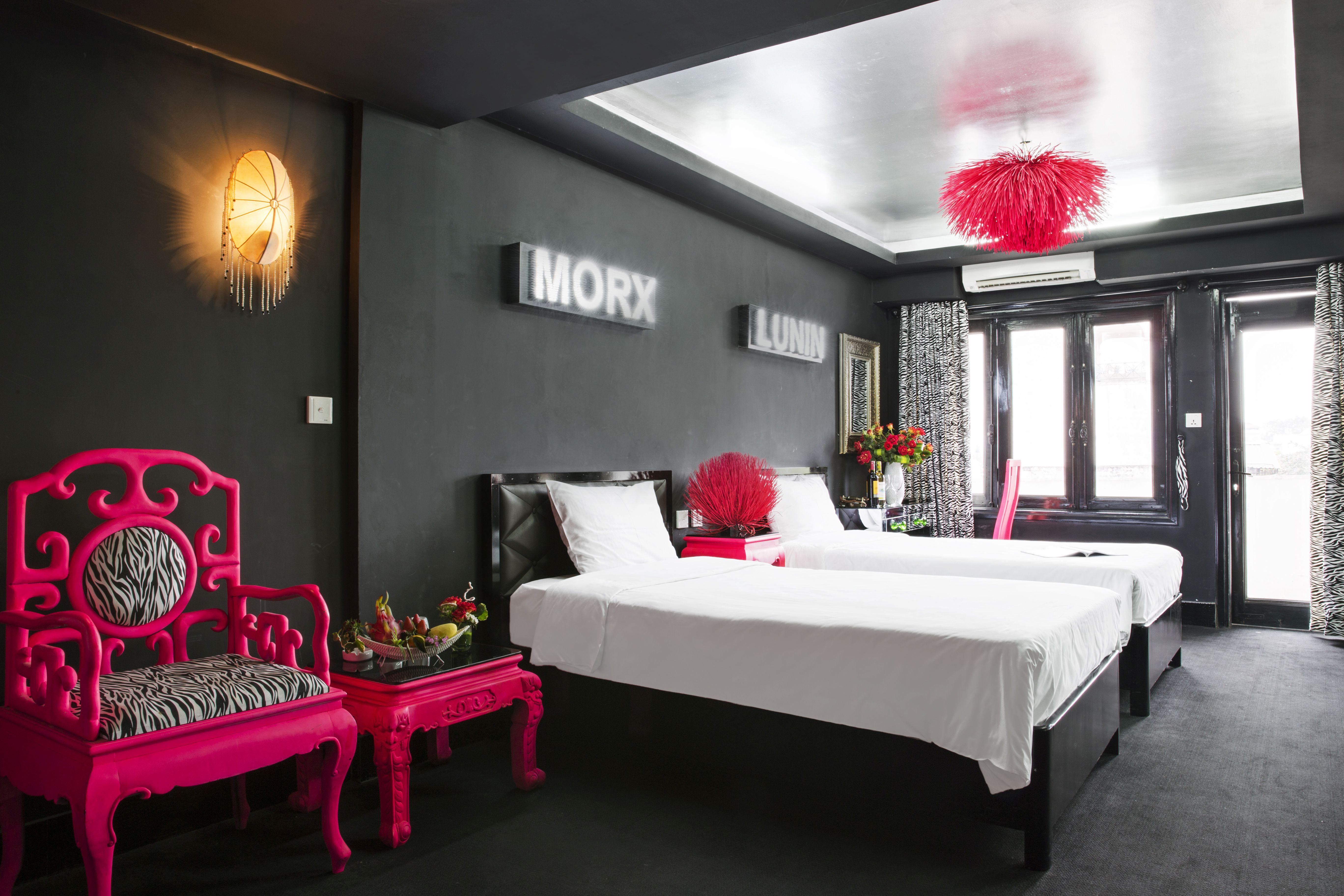 Thang Long Espana Hotel — Foto’s 3